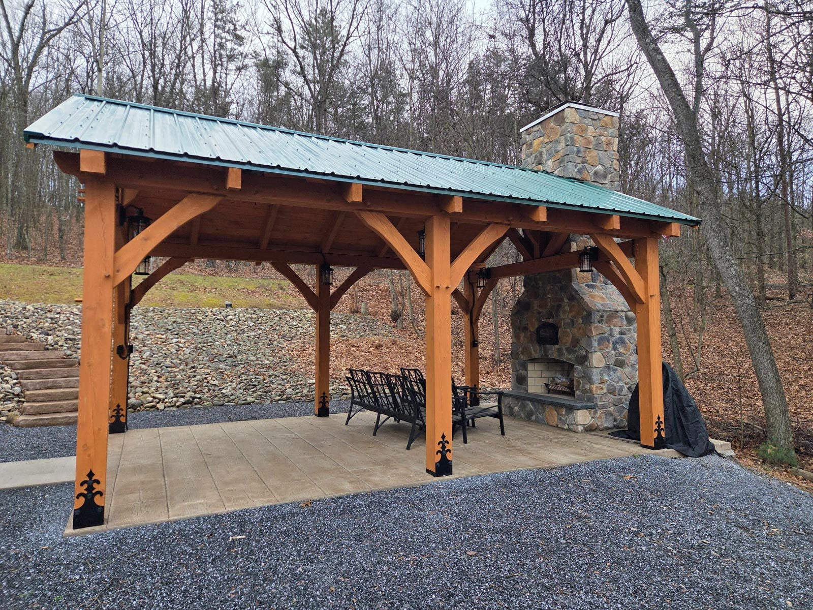 cabin pavilion built with outdoor fireplace and pizza oven